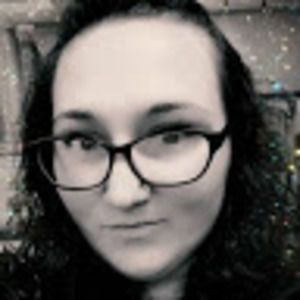 Meet your Posher, Cassandra